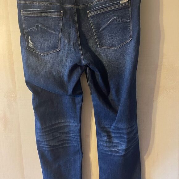 White House Black Market slim crop jeans distressed,‎ size 14 - Picture 9 of 13